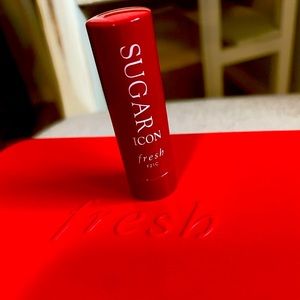 Exclusive SUGAR by Fresh Rose lip + Tin